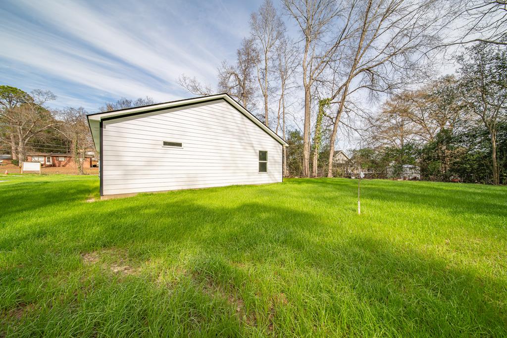 4410 Forrest Road Columbus, GA 31907 - Photo 29 of 30 a view of a backyard with a garden