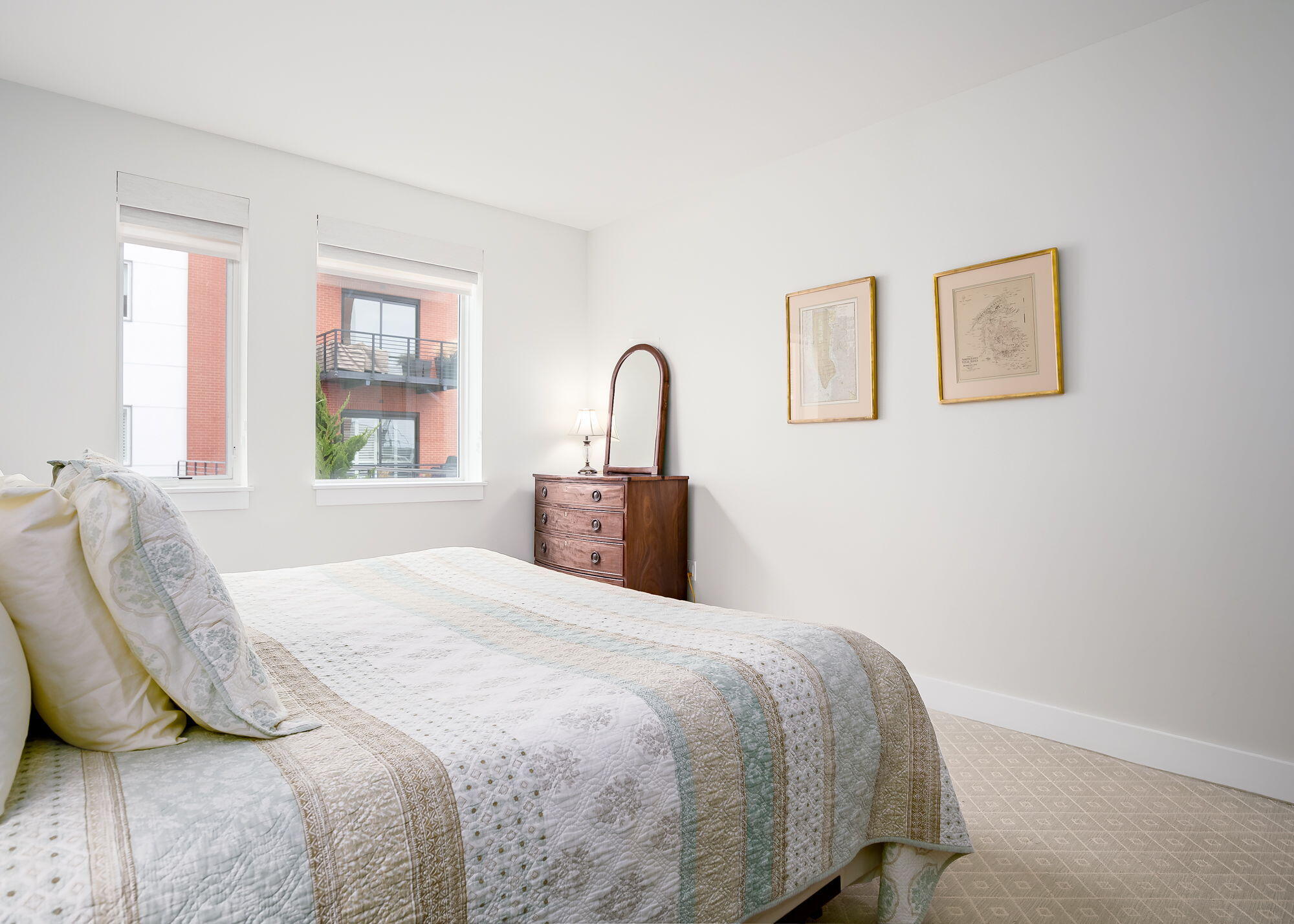 387 Commercial Street, Unit 322 Portland, ME 04101 - Photo 14 of 37 Light filled, spacious primary suite