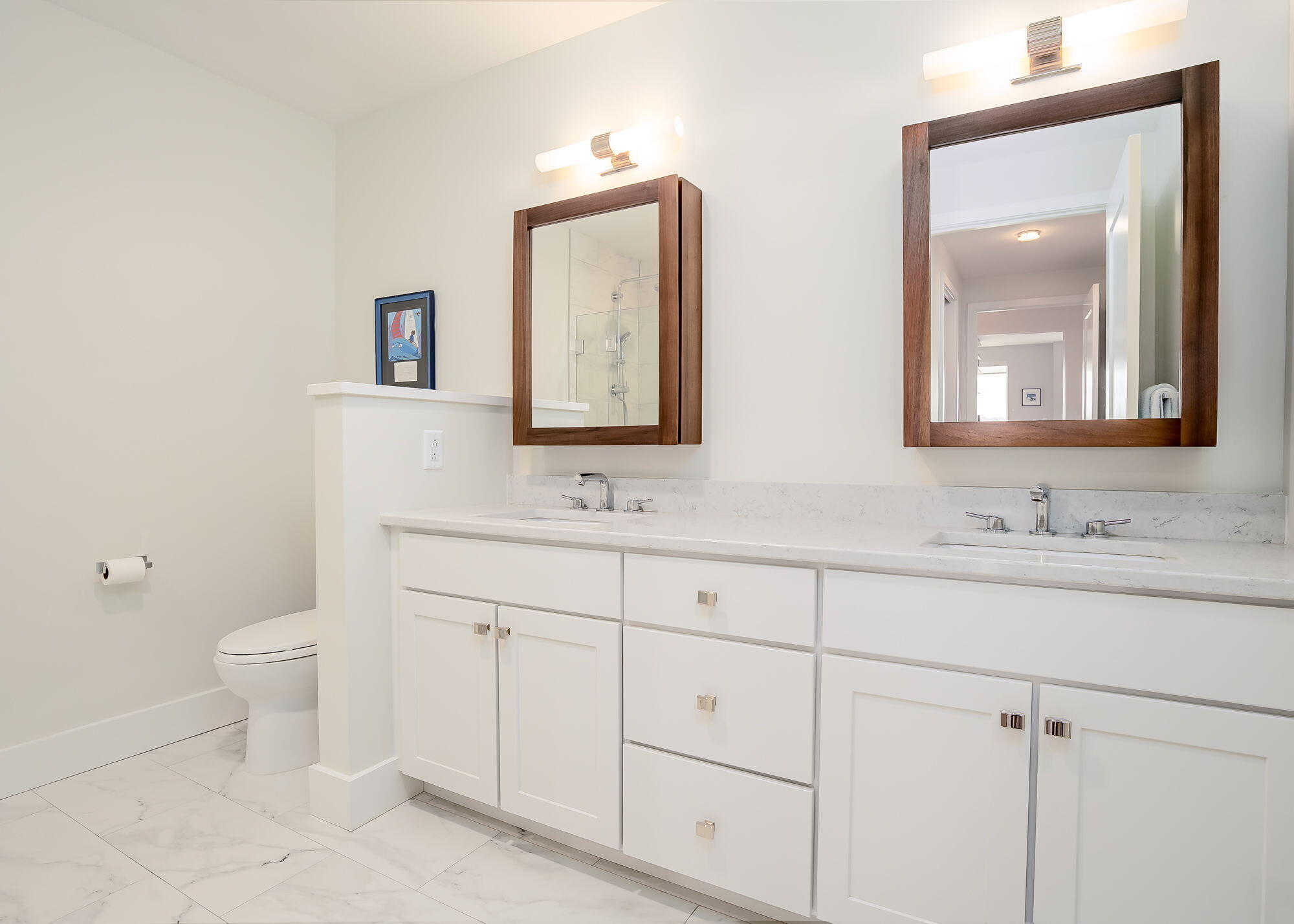 387 Commercial Street, Unit 322 Portland, ME 04101 - Photo 16 of 37 Primary bathroom