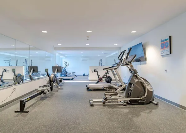 $1,925,000 | 387 Commercial Street, Unit 322, Portland, ME 04101