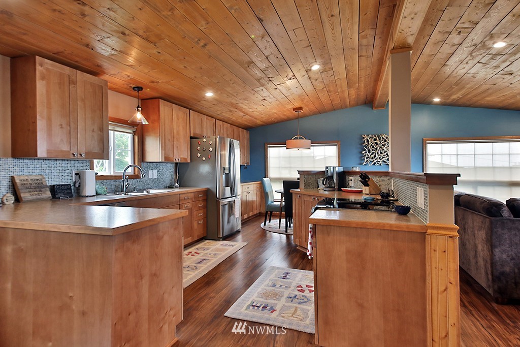 275 Kai Road Freeland, WA 98249 - Photo 10 of 22 Gallery Image 10