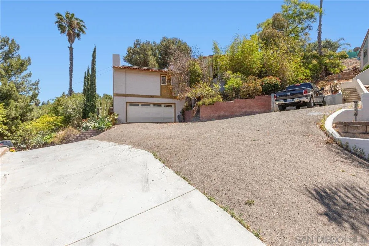 8621 Golf Drive Spring Valley, CA 91977 - Photo 4 of 41 a house view with a outdoor space