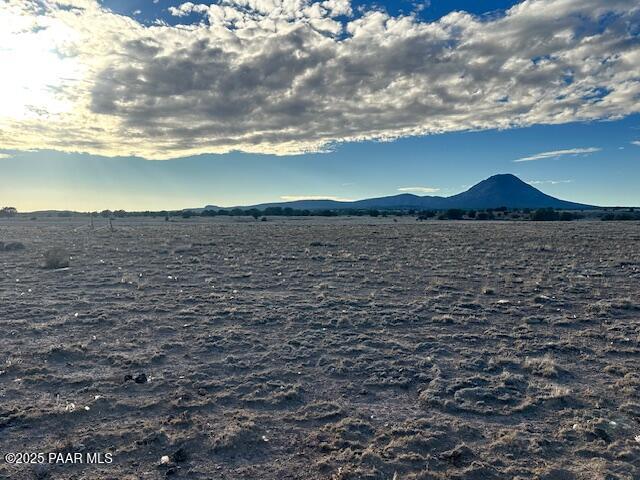 0 Triple H Ranch Road Ash Fork, AZ 86320 - Photo 35 of 46 a view of an ocean from a yard