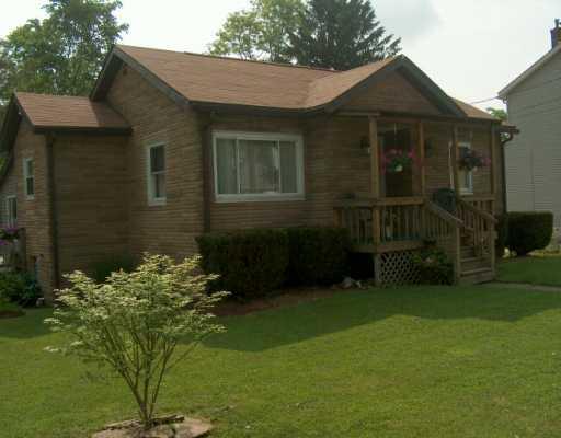 887 980th Road McDonald, PA 15057 - Photo 1 of 8 Exterior Front.