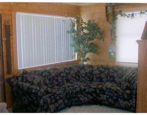 887 980th Road McDonald, PA 15057 - Photo 4 of 8 Den/Family/Great Room.
