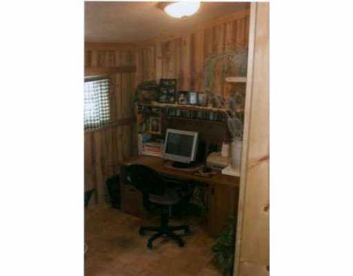 887 980th Road McDonald, PA 15057 - Photo 6 of 8 Studio/Study/Office.