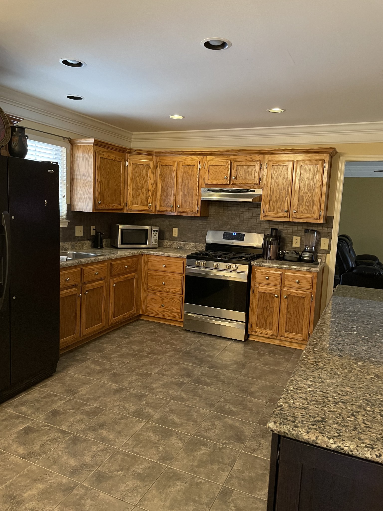 399 Marion Court Springfield, TN 37172 - Photo 5 of 12