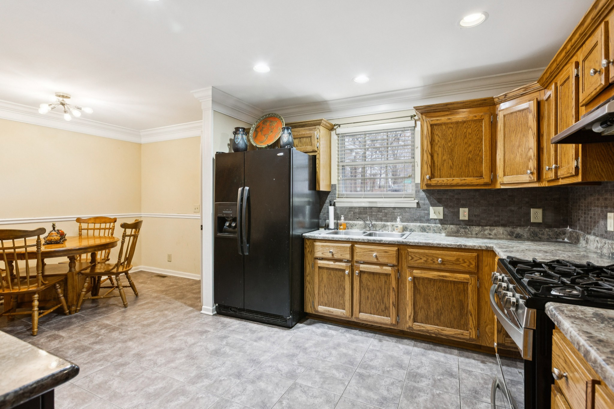 399 Marion Court Springfield, TN 37172 - Photo 8 of 25 Gallery Image 8