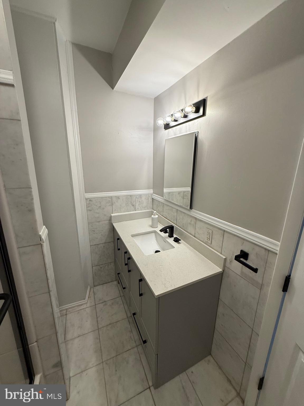 2008 Chestnut Street, Unit 4 Philadelphia, PA 19103 - Photo 11 of 20
