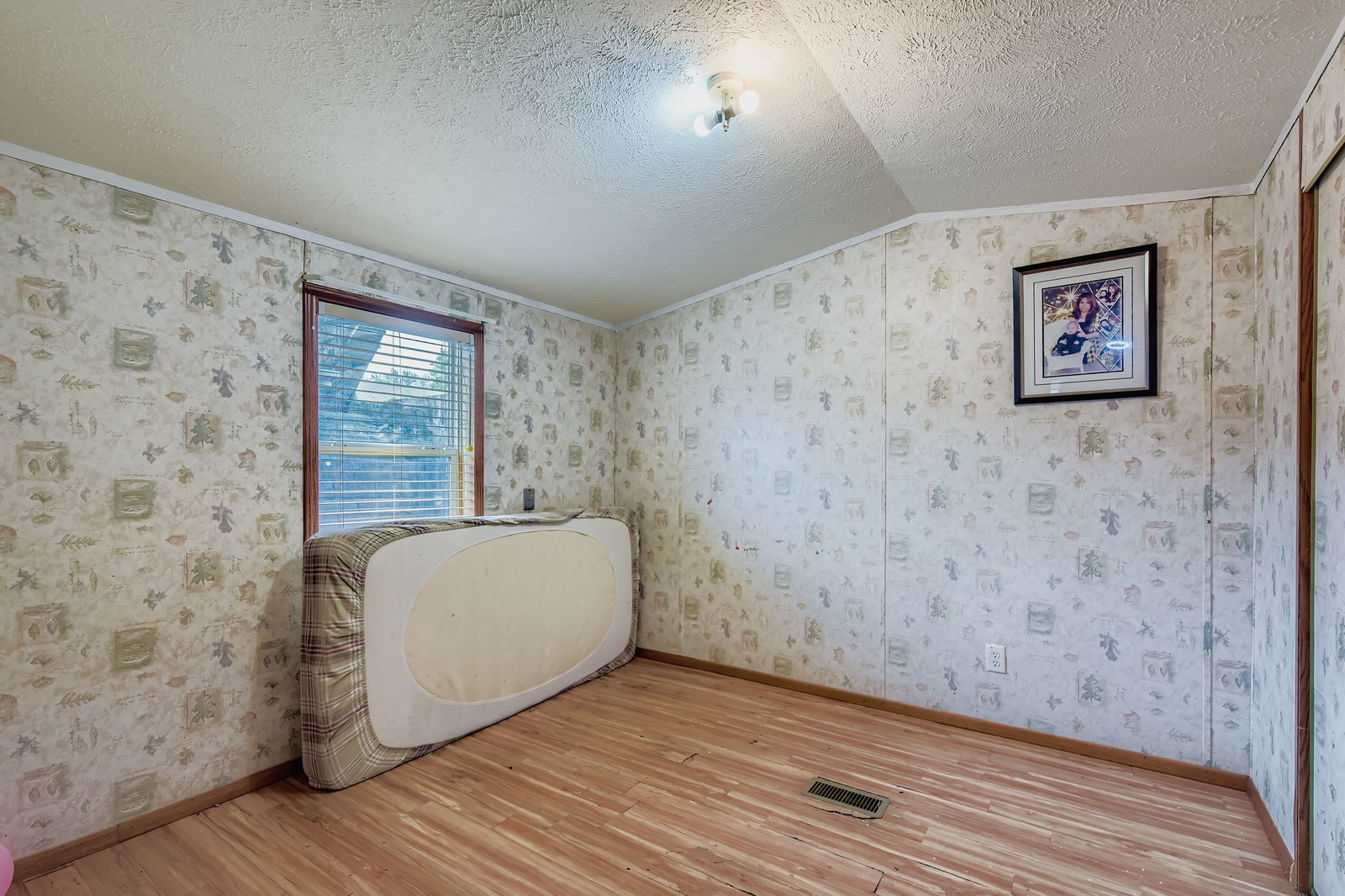 37 South Branch Road Northfield, IL 60093 - Photo 8 of 11 Gallery Image 8