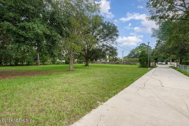 8092 Collins Road Jacksonville, FL 32244 - Photo 42 of 42 a view of a park with large trees