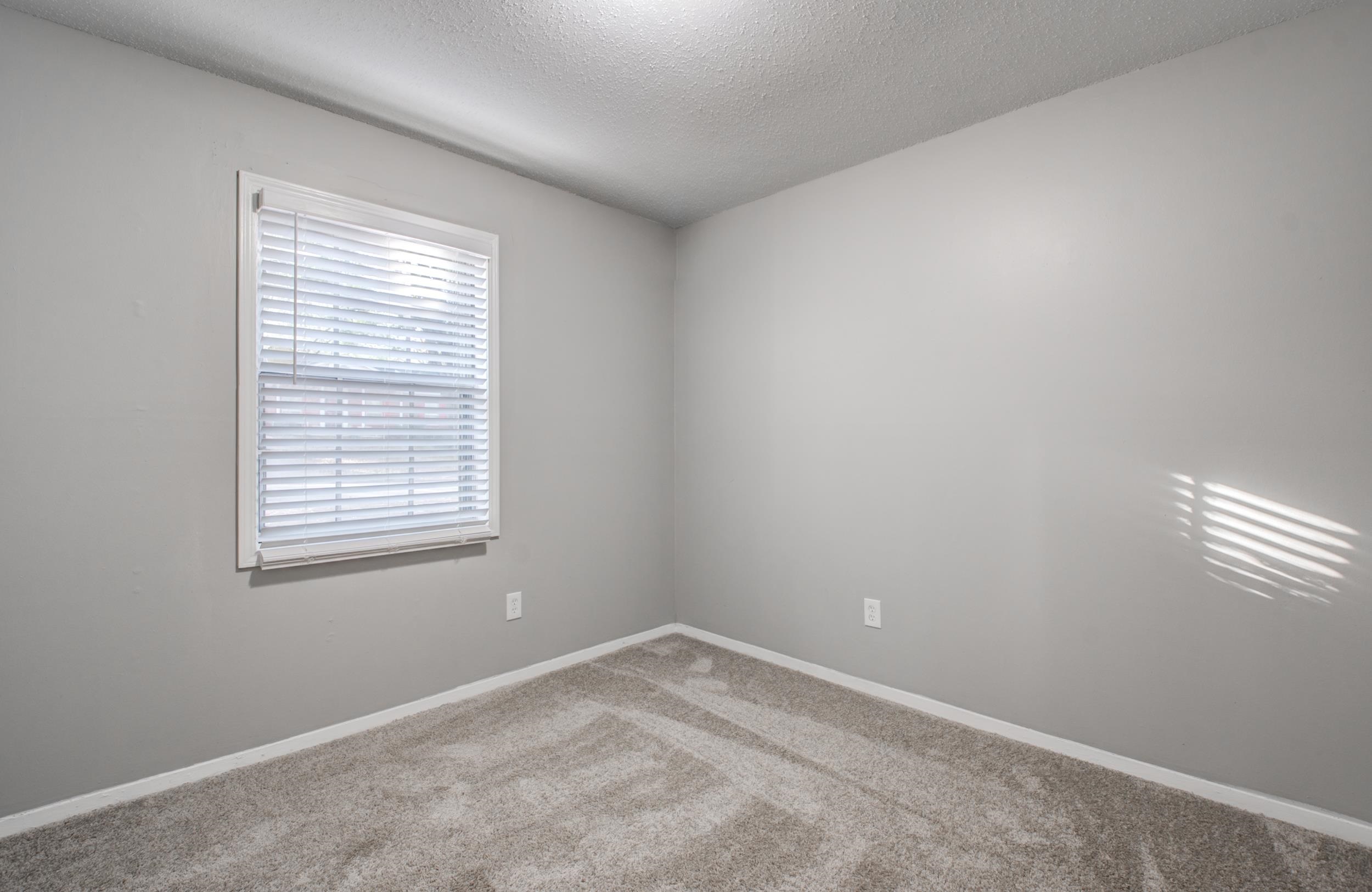 4174 Hobson Road Memphis, TN 38128 - Photo 20 of 24 Carpeted empty room with a textured ceiling and baseboards