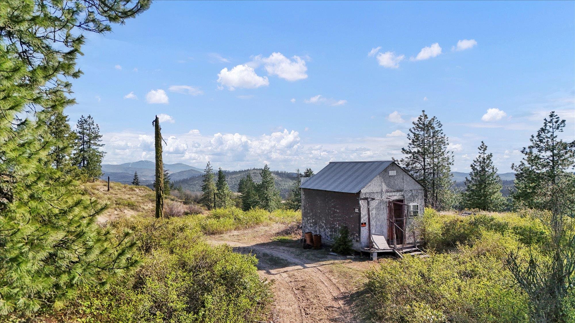 Nka Hershaw Road Newport, WA 99156 - Photo 16 of 34