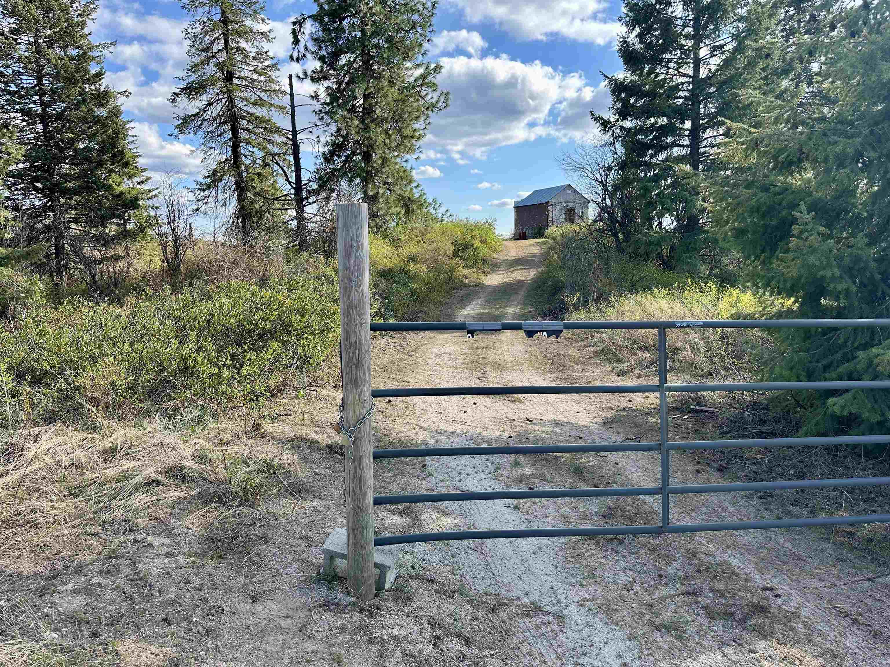 Nka Hershaw Road Newport, WA 99156 - Photo 19 of 34