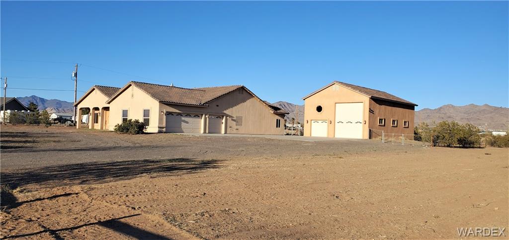 3600 Maverick Road Golden Valley, AZ 86413 - Photo 2 of 85