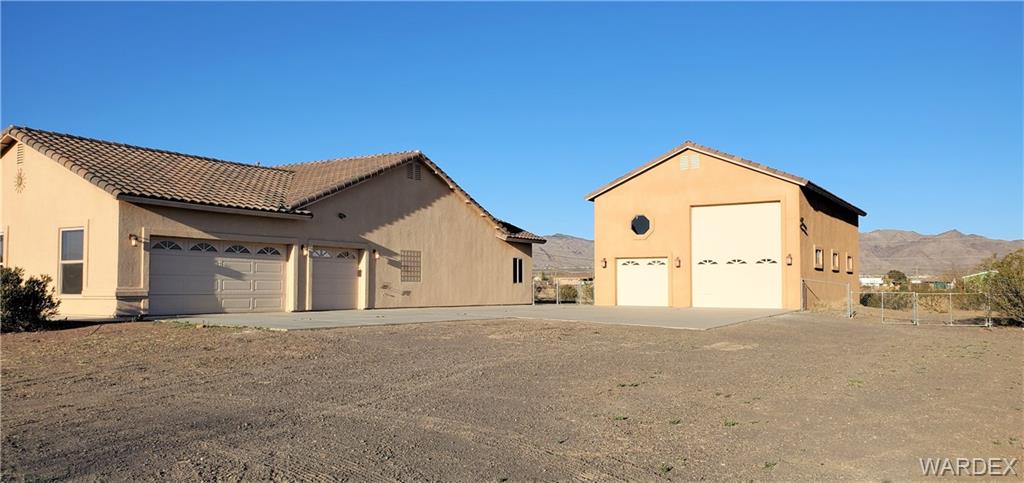 3600 Maverick Road Golden Valley, AZ 86413 - Photo 3 of 85