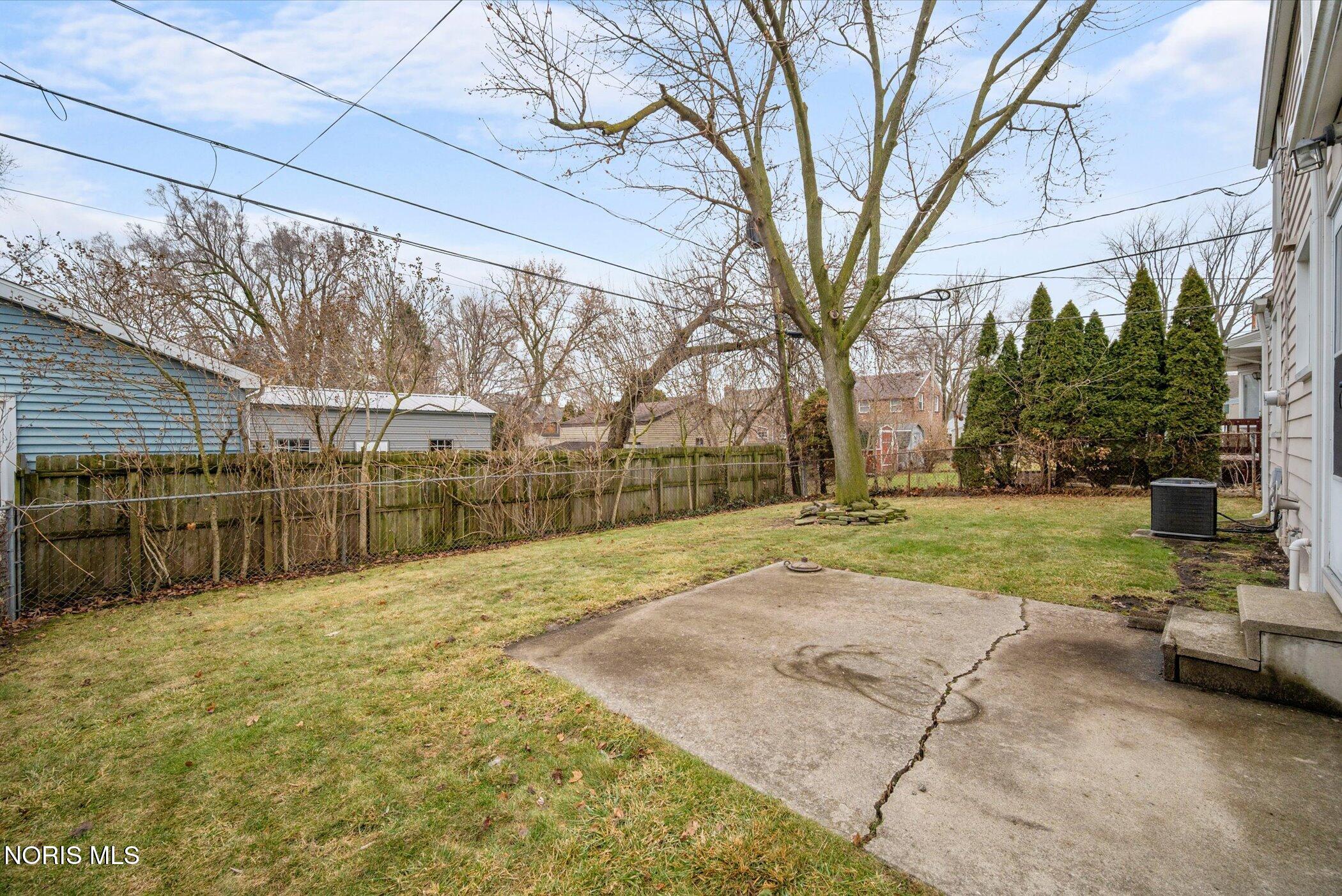 2207 Marlow Road Toledo, OH 43613 - Photo 29 of 34 29-DSC8801