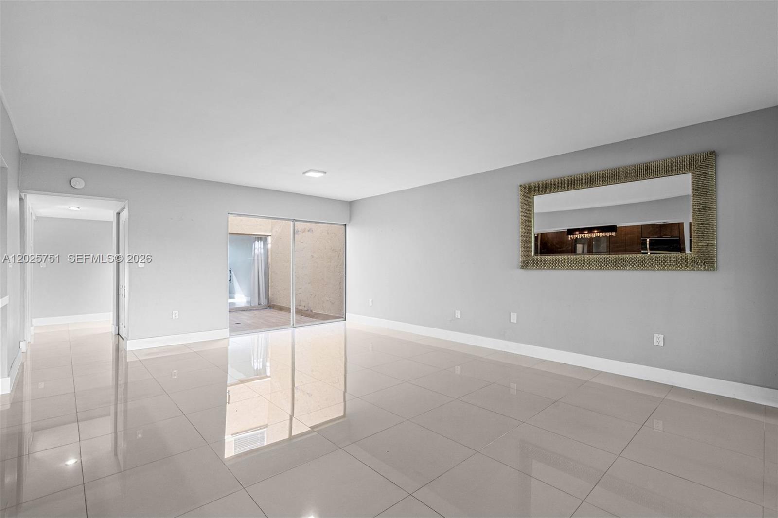 14357 Kendale Lakes Circle Miami, FL 33183 - Photo 24 of 67