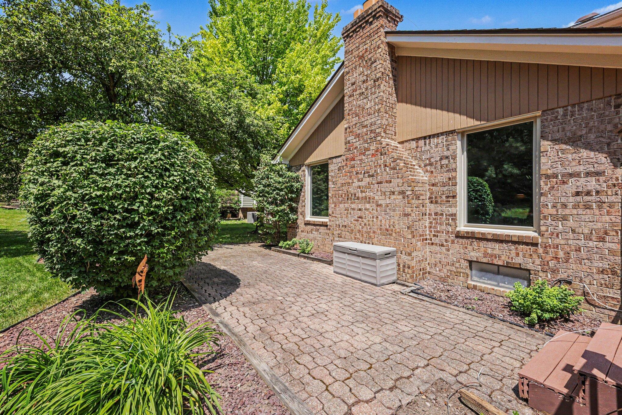 709 Snowmass Drive Rochester Hills, MI 48309 - Photo 33 of 39 034_file_8488