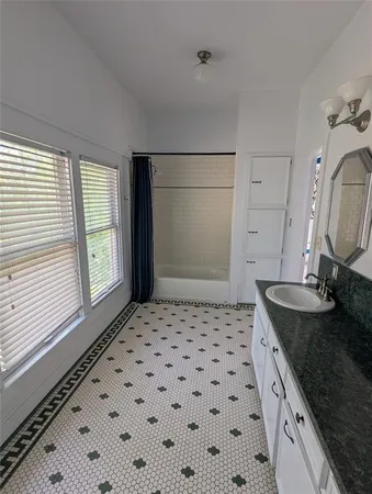 $3,600 | 4526 Reiger Avenue, Dallas, TX 75246