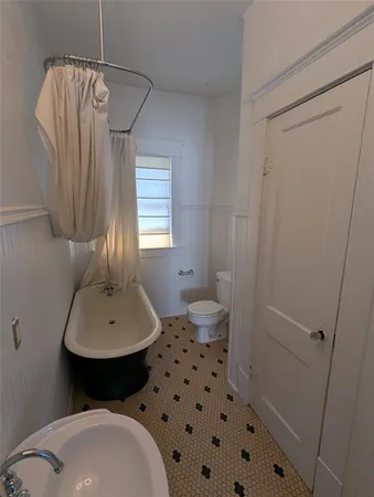 $3,600 | 4526 Reiger Avenue, Dallas, TX 75246