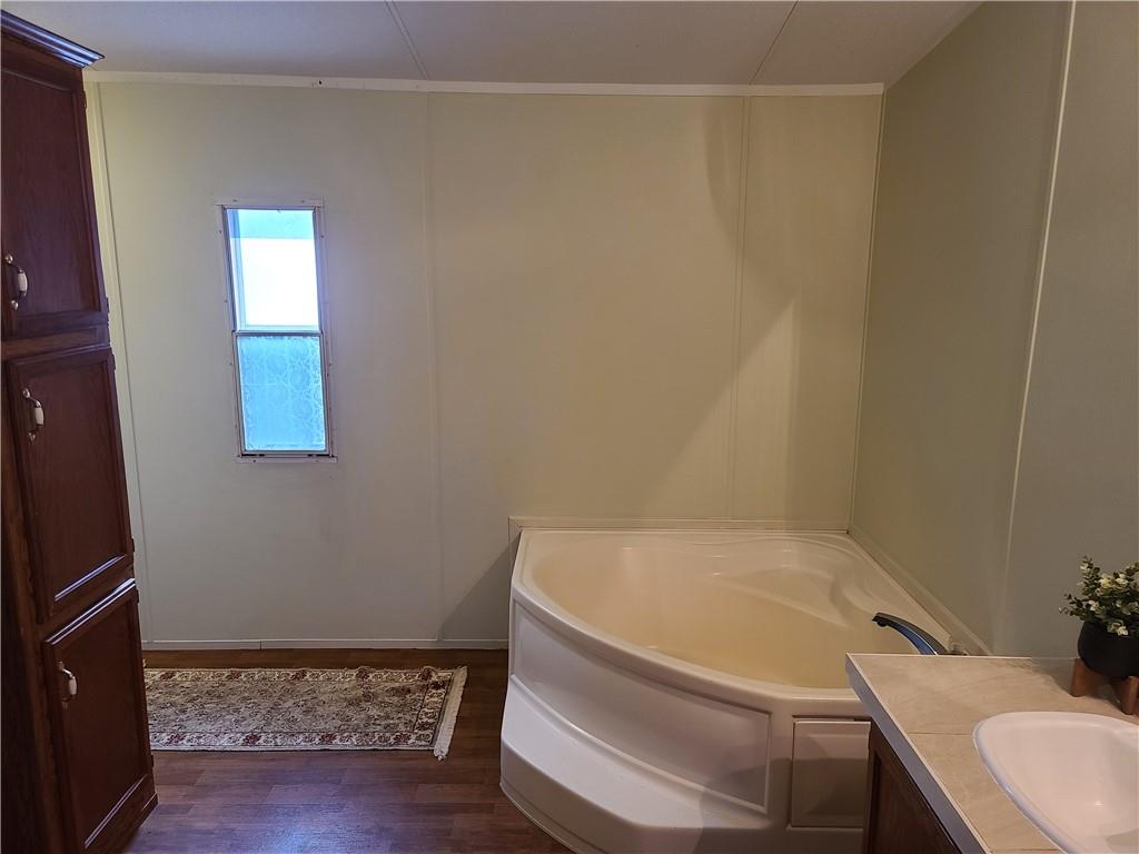 2010 Airbase Road Alexandria, LA 71303 - Photo 11 of 25 Gallery Image 11