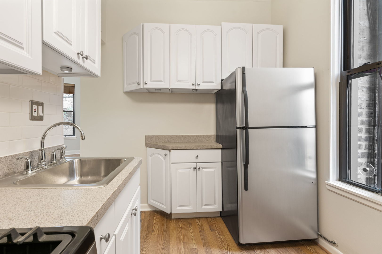 754 West California Terrace, Unit 3 Chicago, IL 60657 - Photo 12 of 24