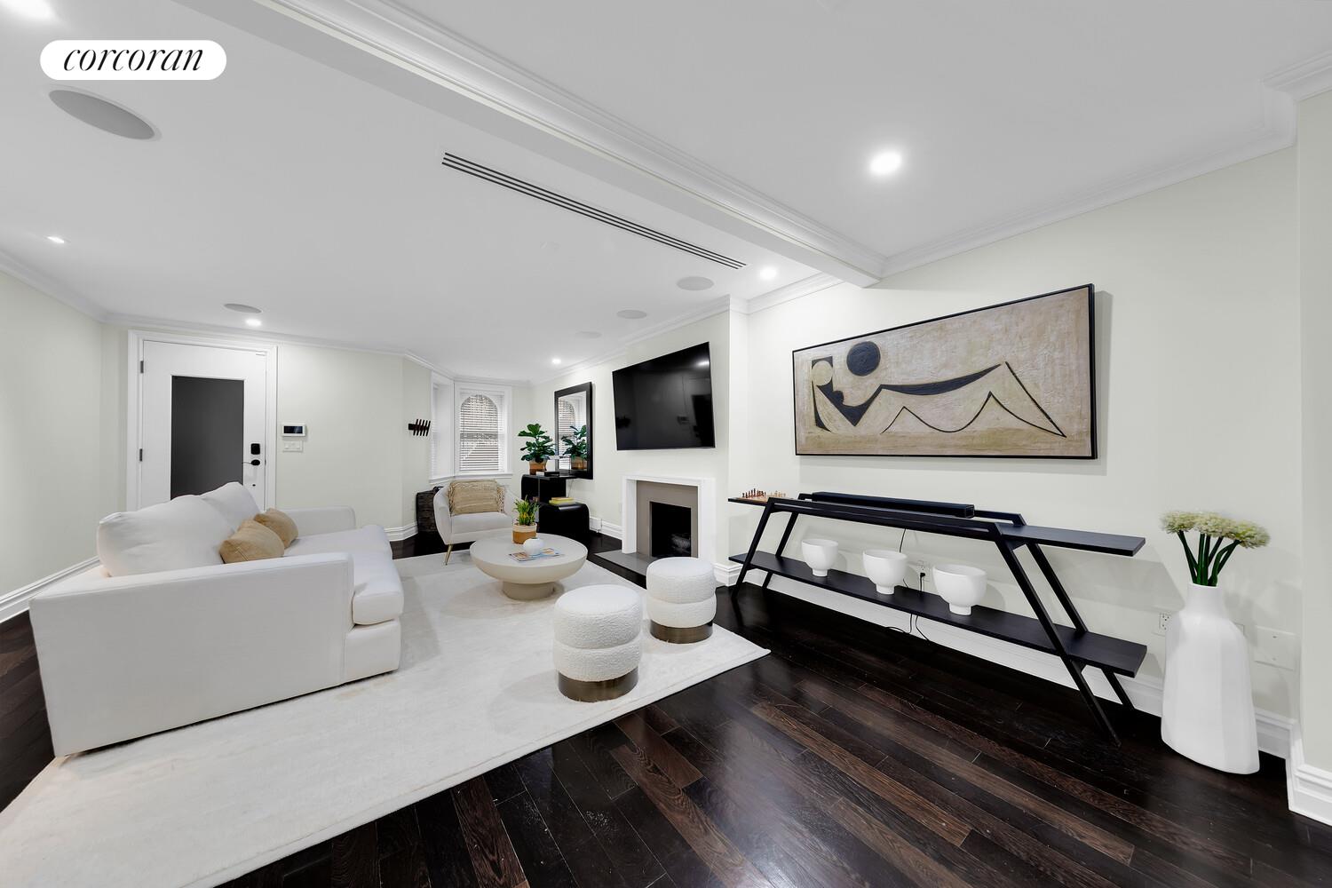 69 West 83rd Street Manhattan, NY 10024 - Photo 12 of 32