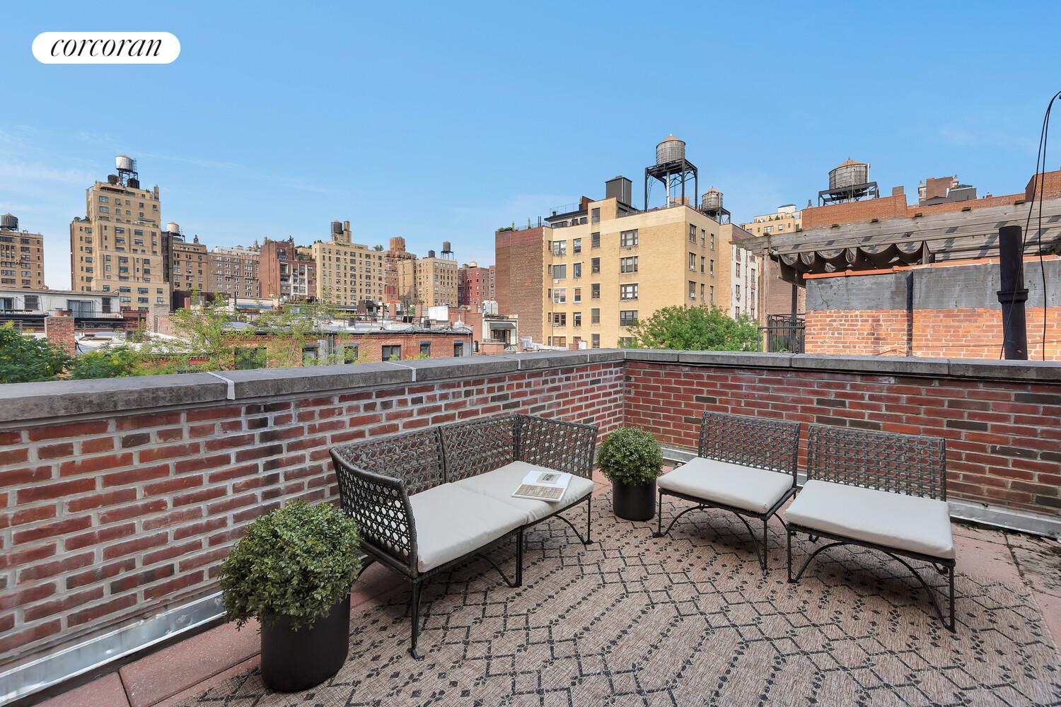 69 West 83rd Street Manhattan, NY 10024 - Photo 16 of 32