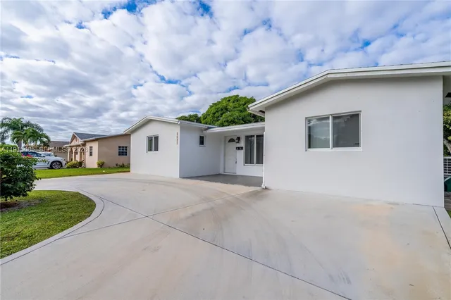 $494,500 | 2631 Northwest 47th Avenue, Lauderhill, FL 33313