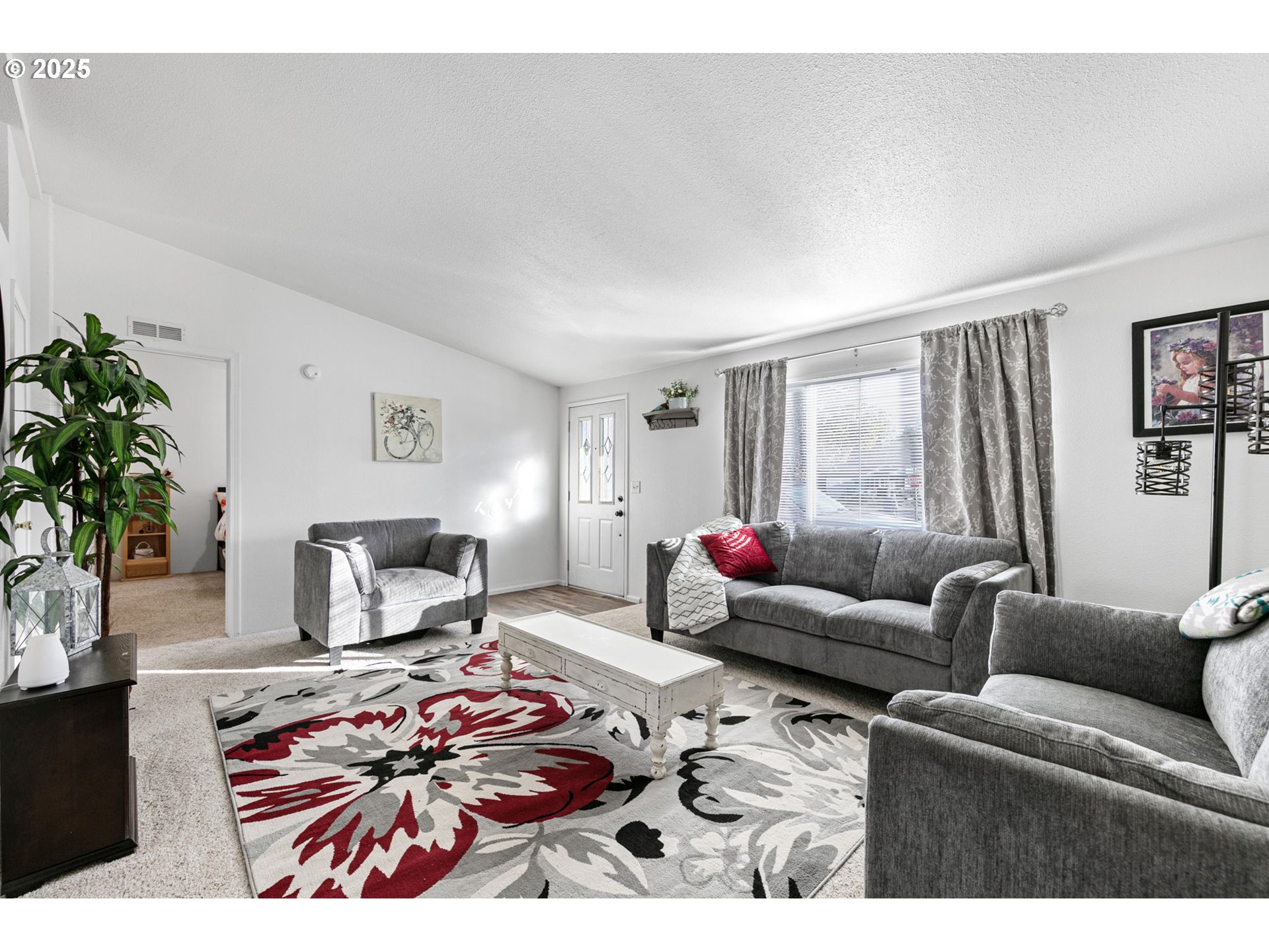 1306 David Avenue Eugene, OR 97404 - Photo 2 of 24