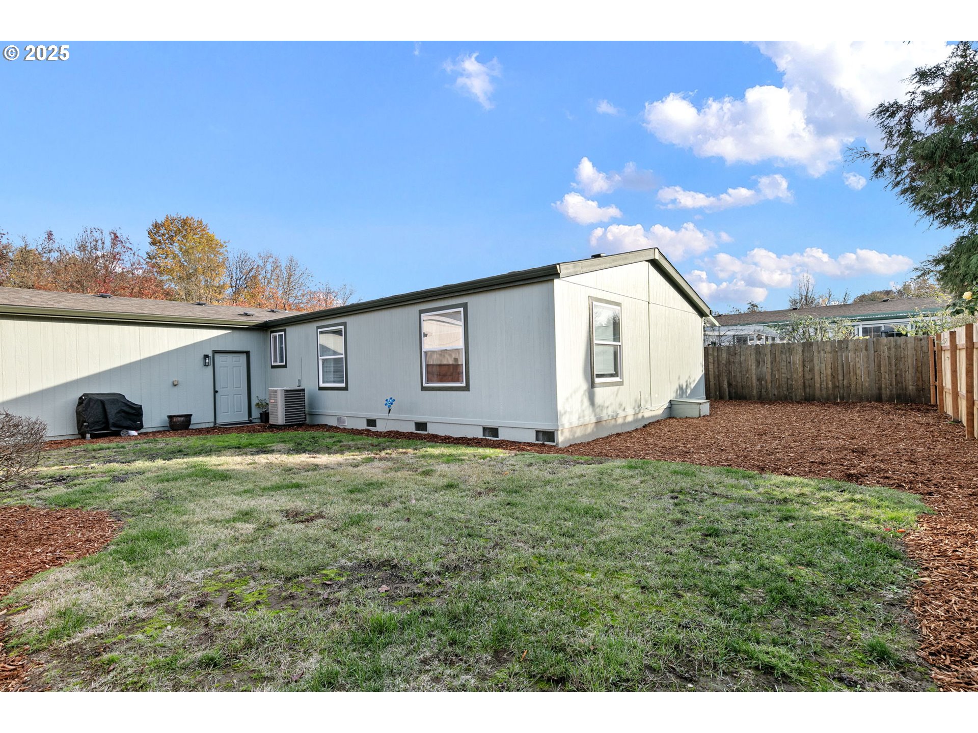 1306 David Avenue Eugene, OR 97404 - Photo 21 of 24