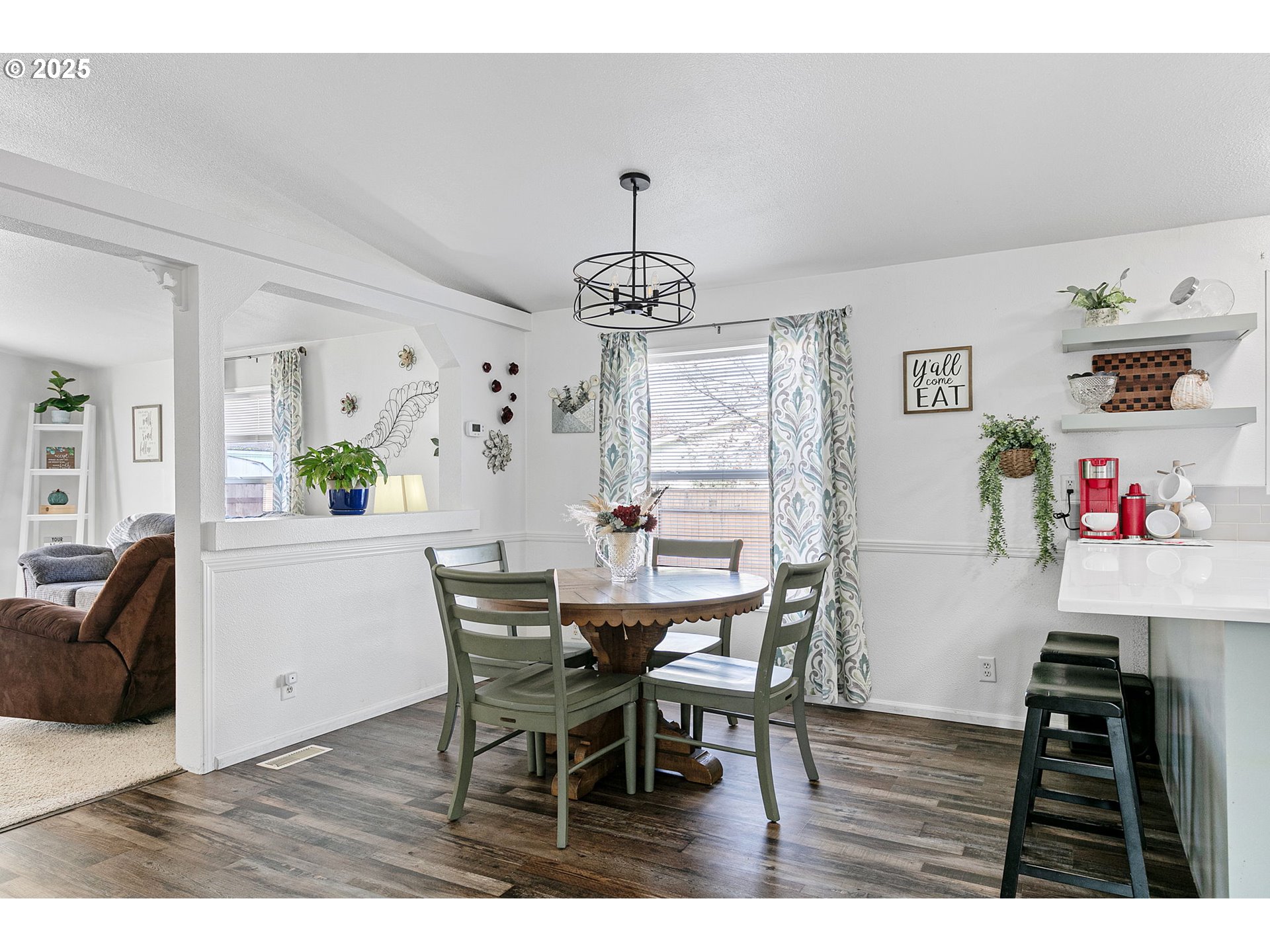 1306 David Avenue Eugene, OR 97404 - Photo 5 of 24