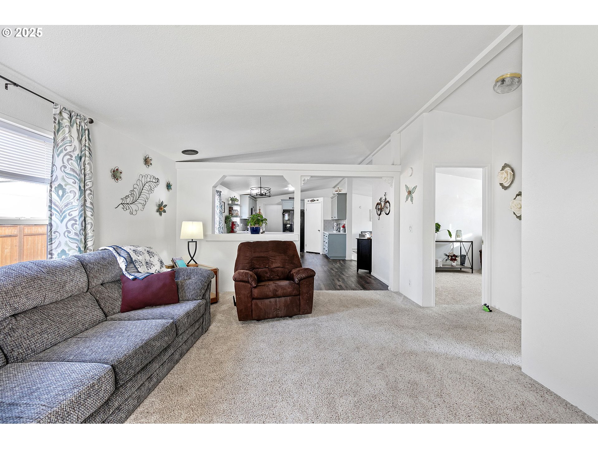 1306 David Avenue Eugene, OR 97404 - Photo 6 of 24