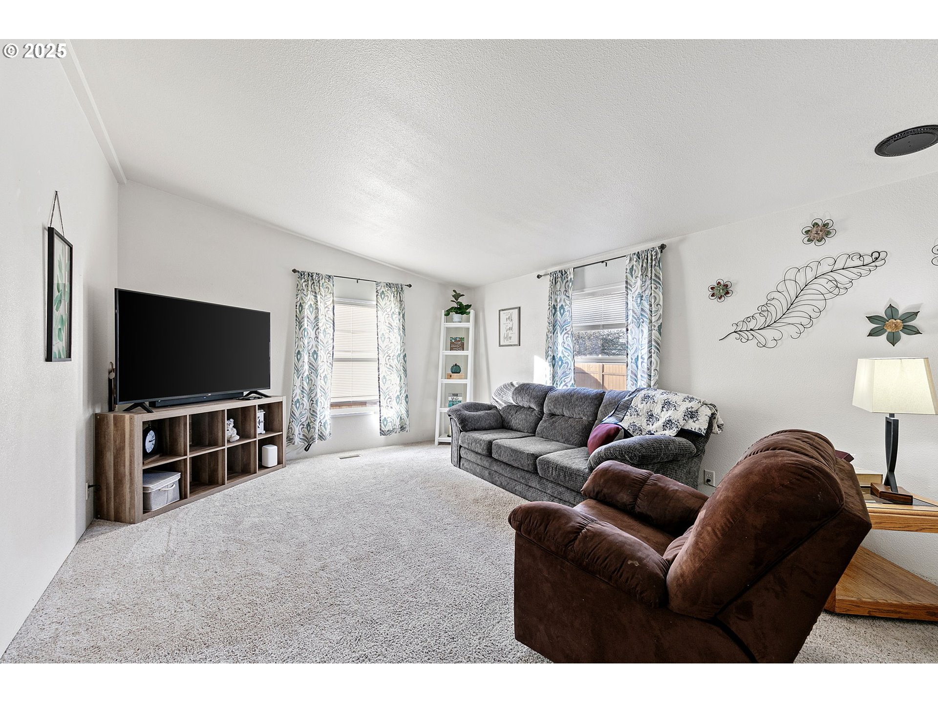 1306 David Avenue Eugene, OR 97404 - Photo 7 of 24