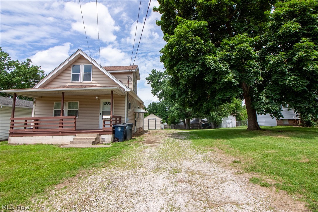 1869 Springfield Center Road Akron, OH 44312 - Photo 2 of 21