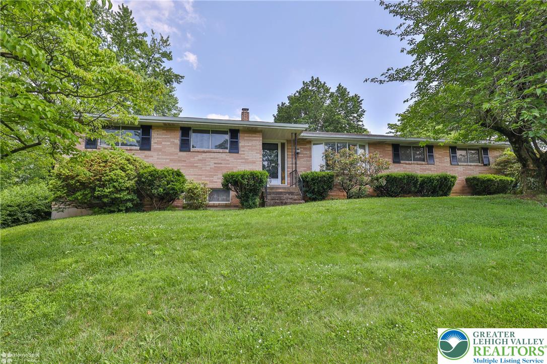 1658 Lindberg Road Bethlehem, PA 18020 - Photo 1 of 46 Gallery Image 1
