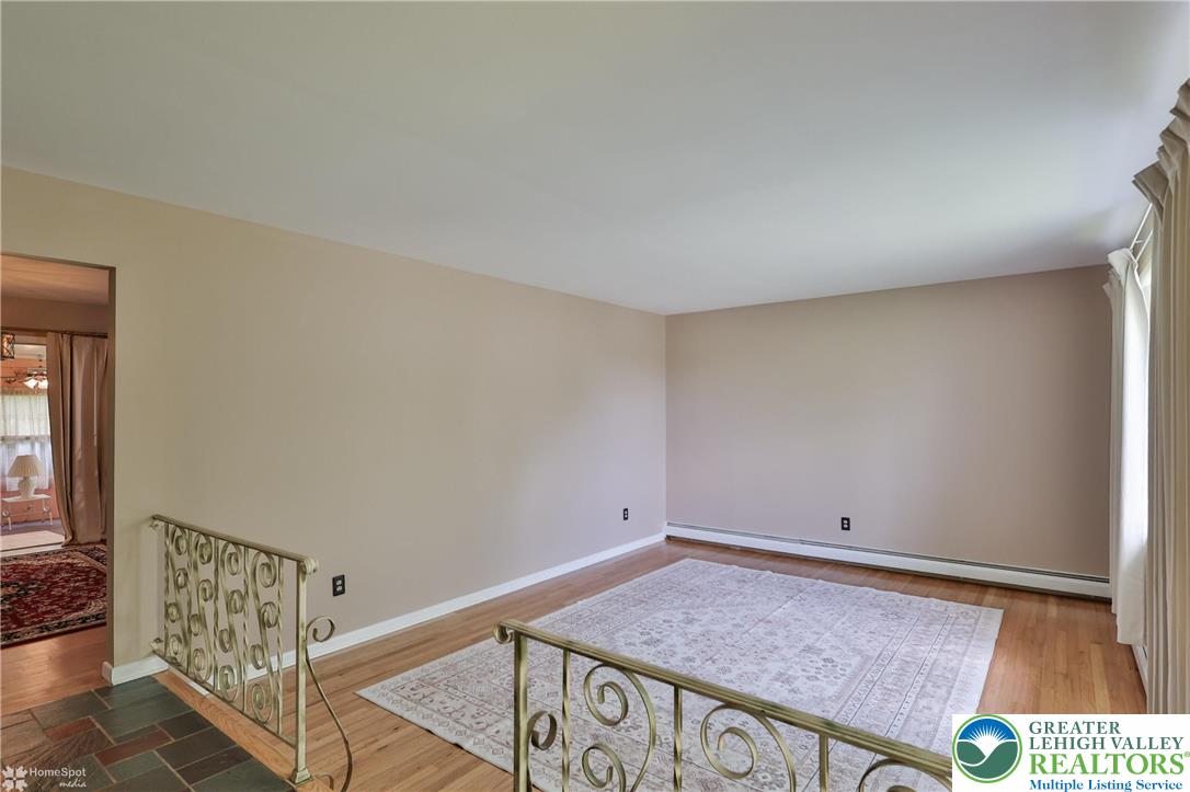 1658 Lindberg Road Bethlehem, PA 18020 - Photo 5 of 46 Gallery Image 5