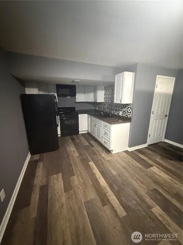 $950 | 2305 South 116th Place, Unit 1 2 3, Burien, WA 98168