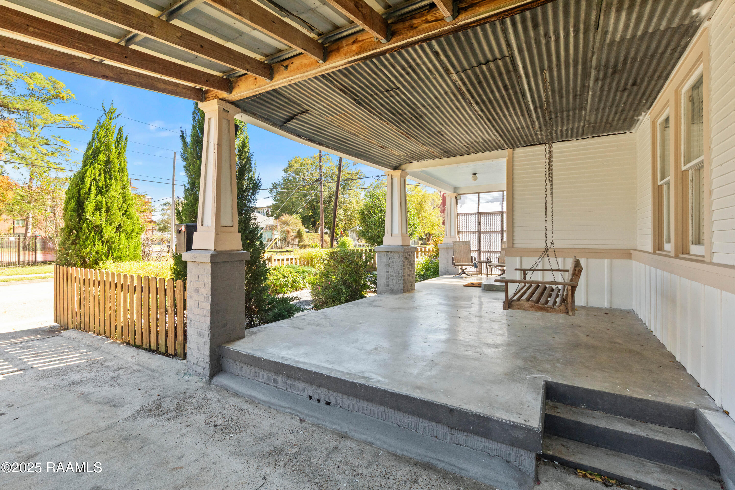 430 South Pierce Street Lafayette, LA 70501 - Photo 5 of 34 430SPierceExt-6