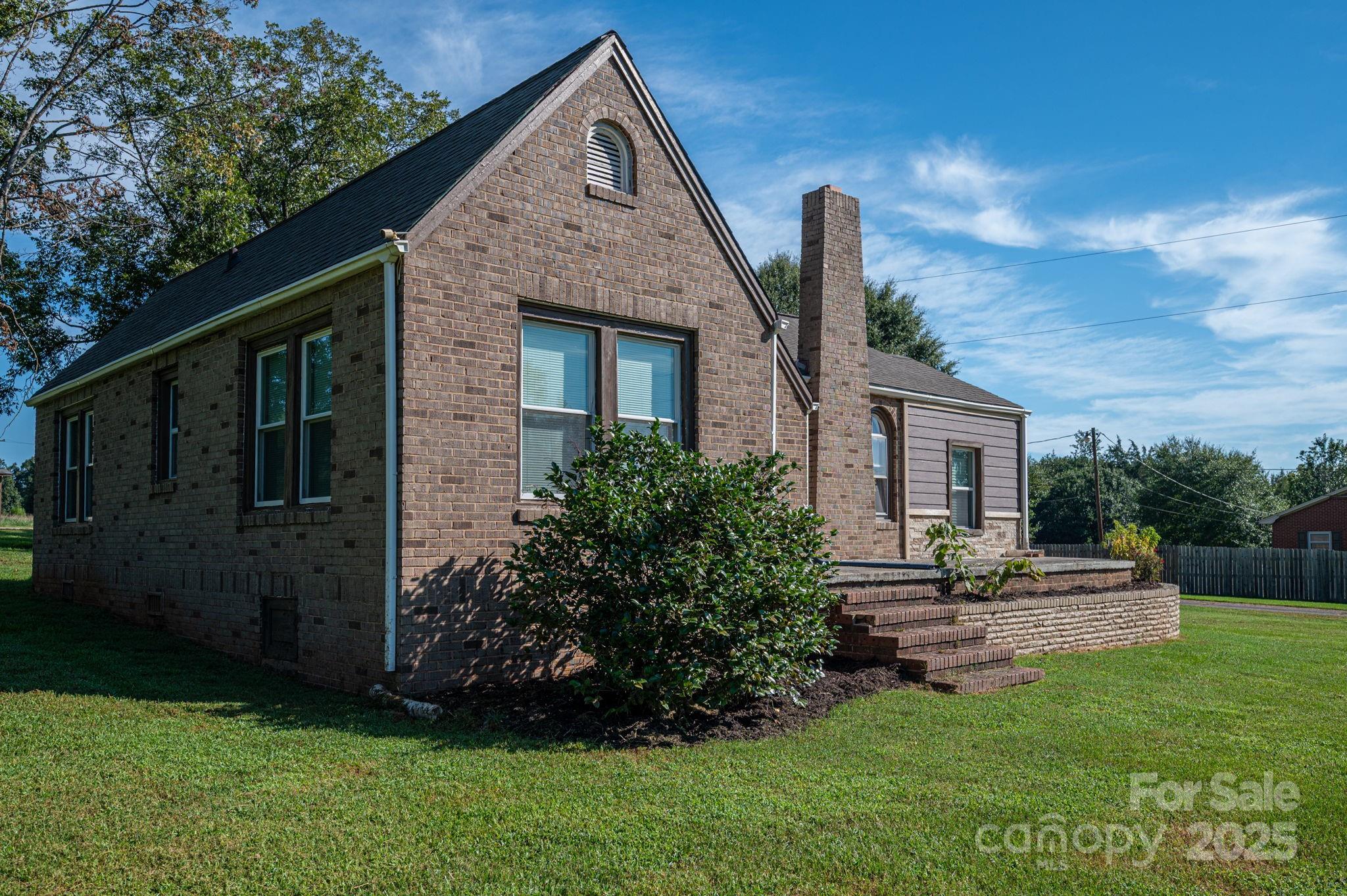 2420 Highway 10 Highway Conover, NC 28613 - Photo 7 of 33