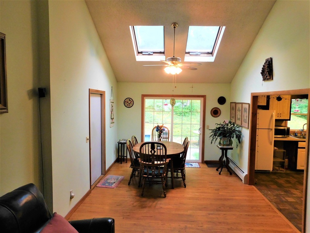 314 Main Road Westhampton, MA 01027 - Photo 11 of 25 a living room with furniture