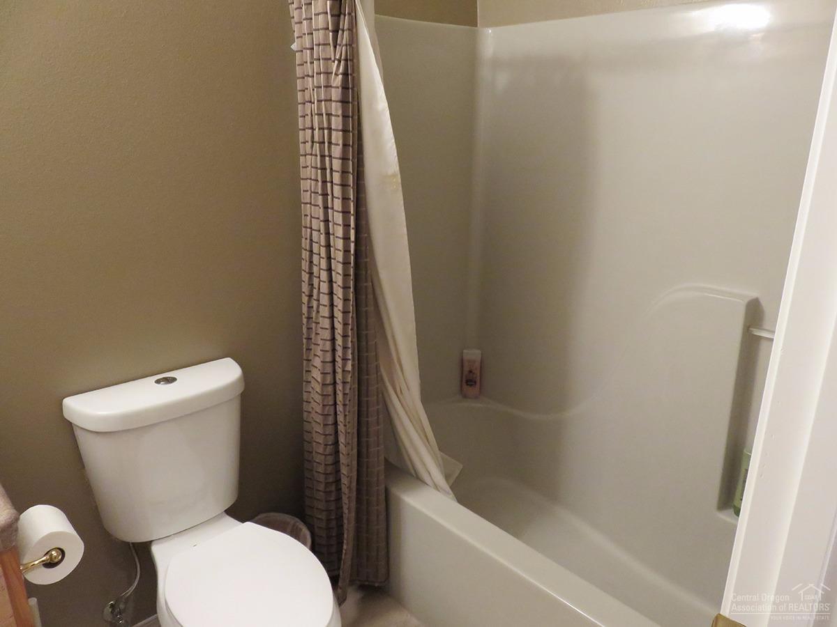 60809 Currant Way Bend, OR 97702 - Photo 20 of 23 Gallery Image 20
