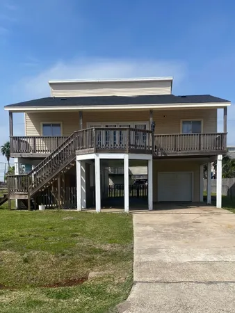 $2,500 | 16712 Fletcher Christian, Jamaica Beach, TX 77554