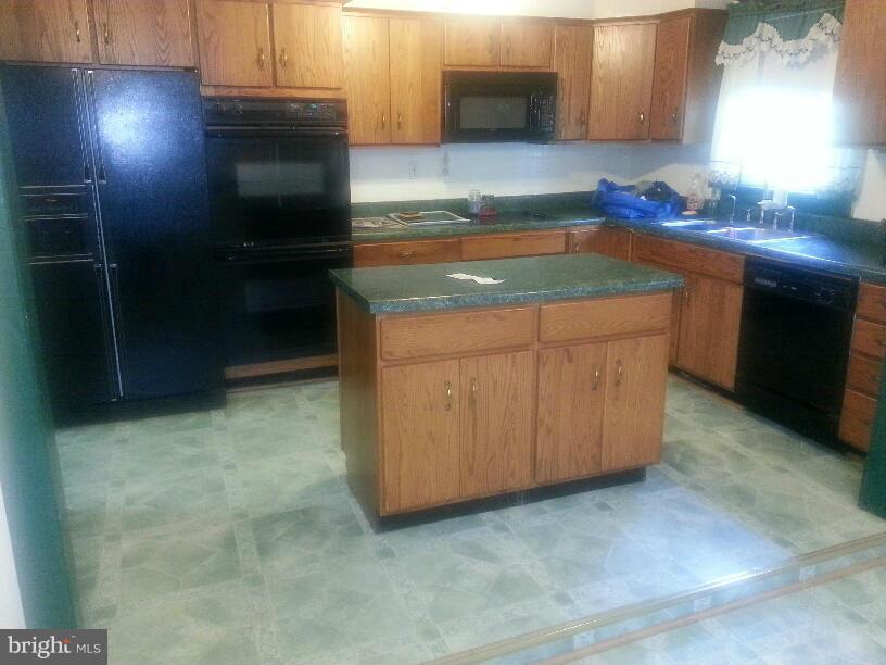 13240 Jersey Road King George, VA 22485 - Photo 14 of 17 Kitchen