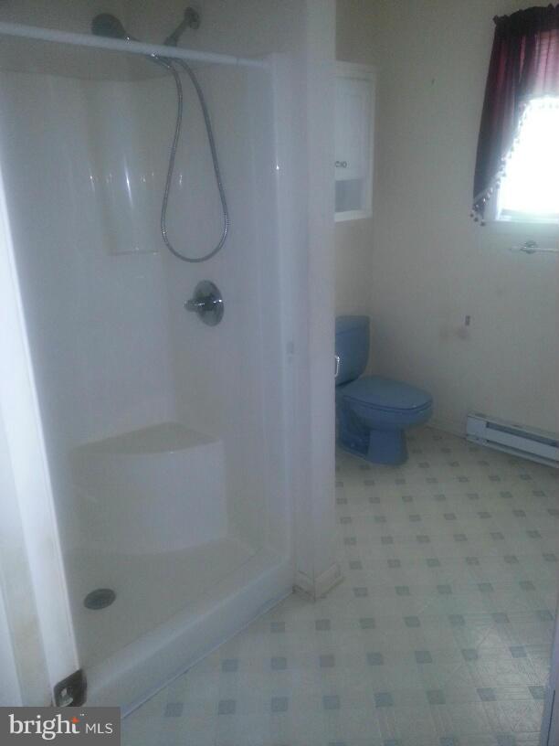 13240 Jersey Road King George, VA 22485 - Photo 10 of 17 Bath (Master)