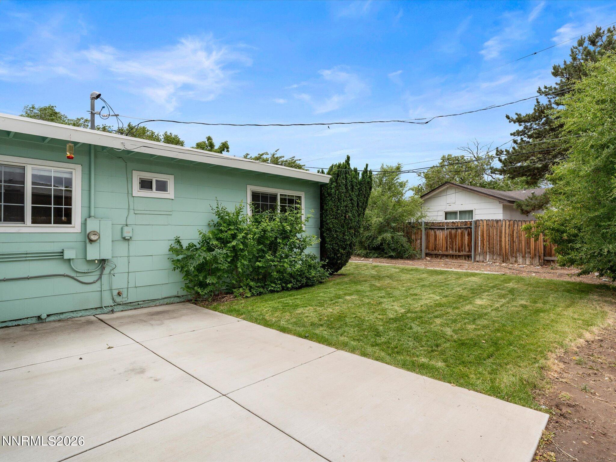 1675 Harvard Way Reno, NV 89502 - Photo 8 of 21 31-1675 Harvard Wy-130