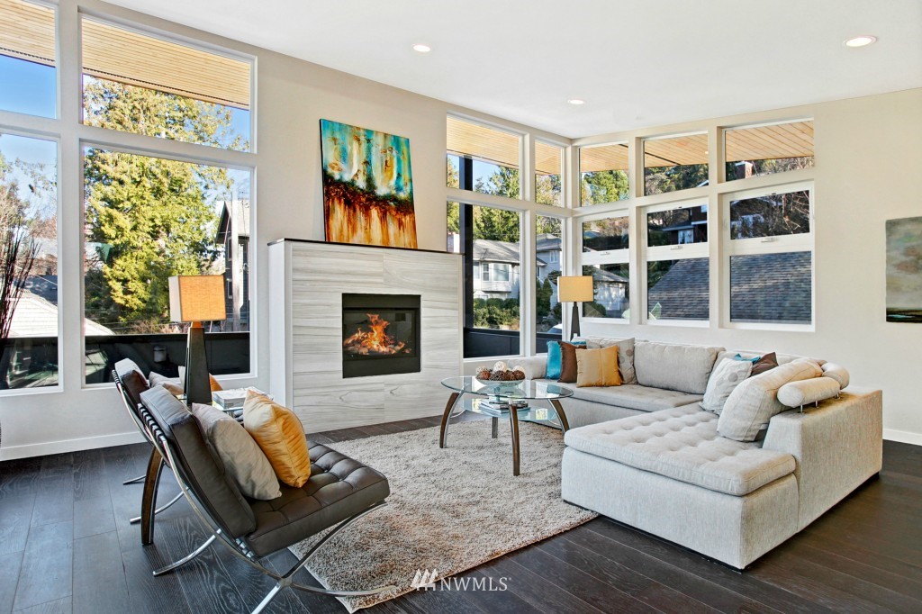 4609 Southwest Monroe Street Seattle, WA 98136 - Photo 2 of 24 Gallery Image 2