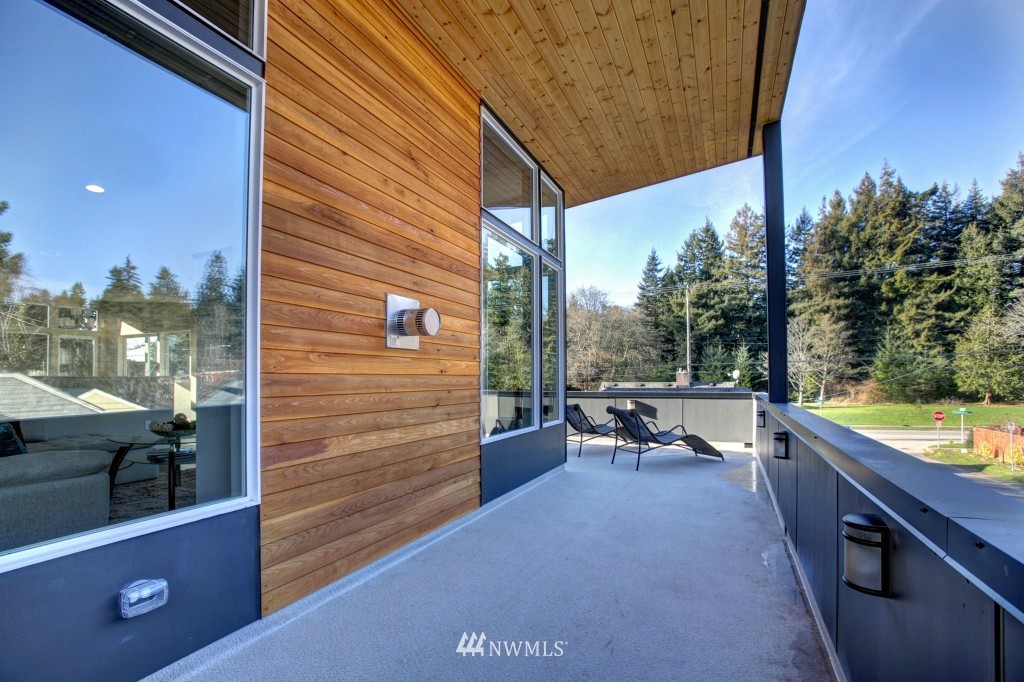 4609 Southwest Monroe Street Seattle, WA 98136 - Photo 14 of 24 Gallery Image 14