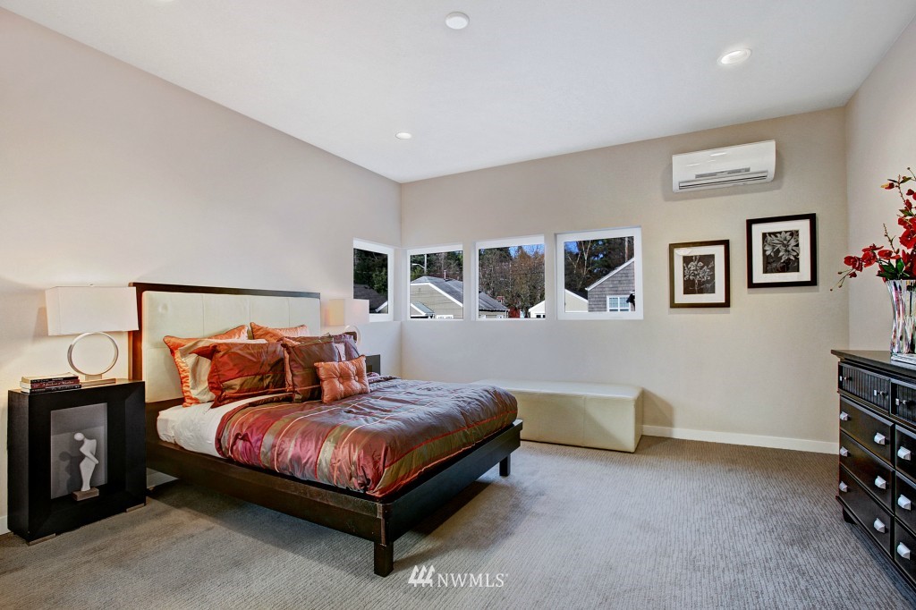 4609 Southwest Monroe Street Seattle, WA 98136 - Photo 17 of 24 Gallery Image 17